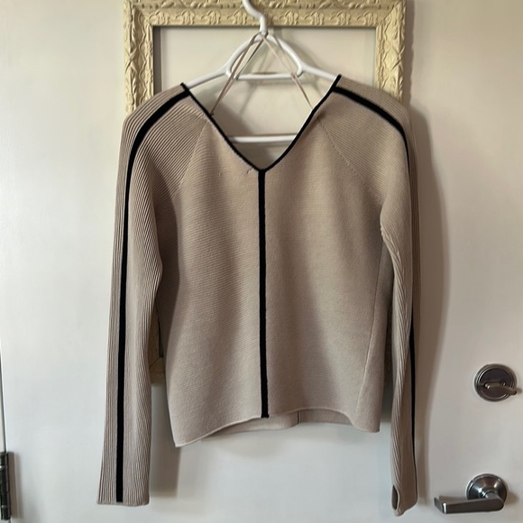 BLANC NOIR | Portola Beige Sweater with Black Accents - Picture 10 of 15
